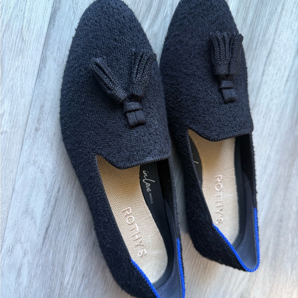 Rothy's Black Almond Tassel Loafers in Black Boucle - EUC